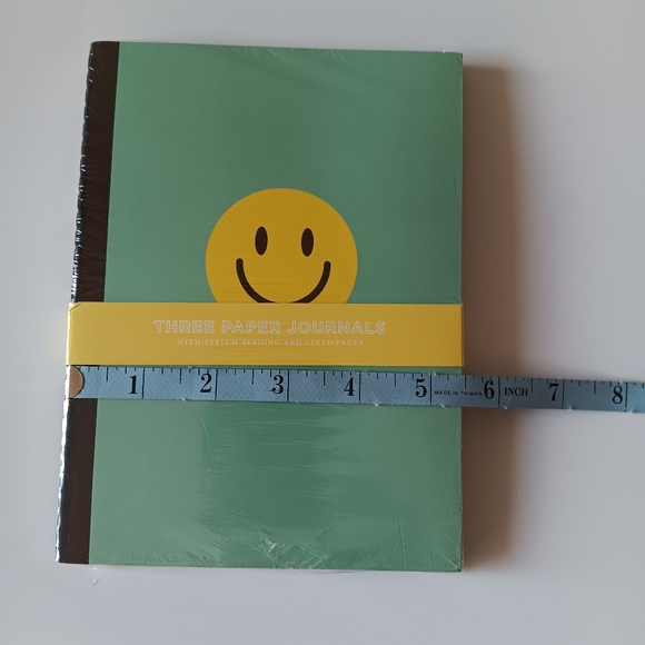 NEW Elum Journal Set of 3 Lined Pages Smiley Faces 7" x 5" Green Yellow Blue - Picture 4 of 4